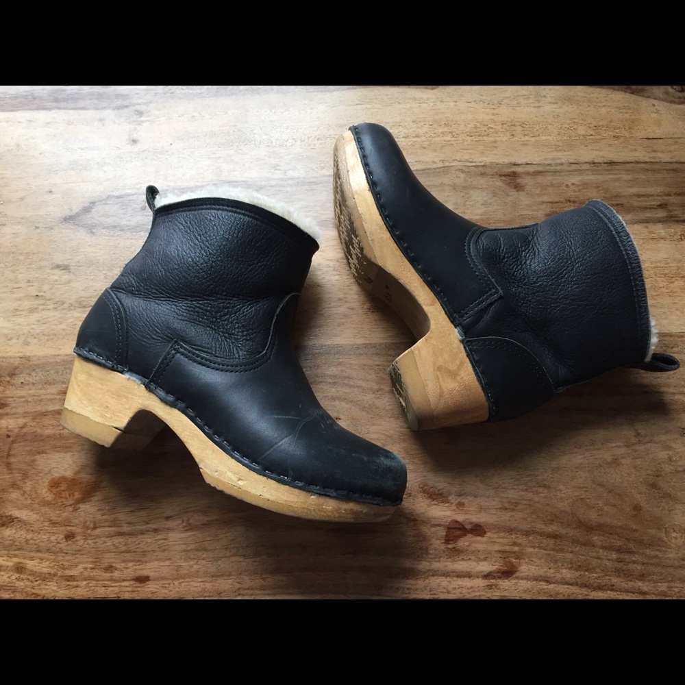 Uggs Clog Boot